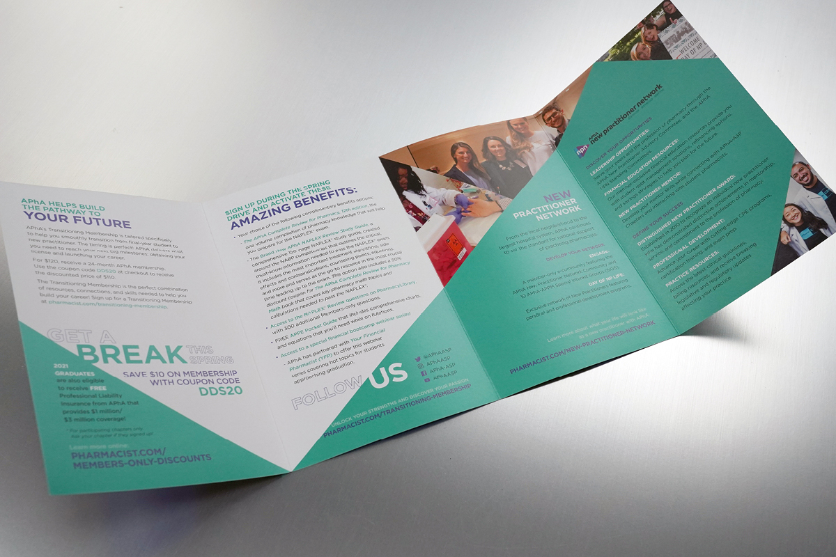 APhA-Roll-Fold-Brochure-4