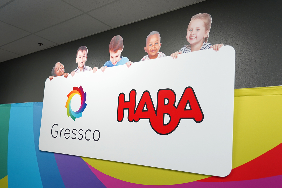 Gressco-Backdrop-2022-3