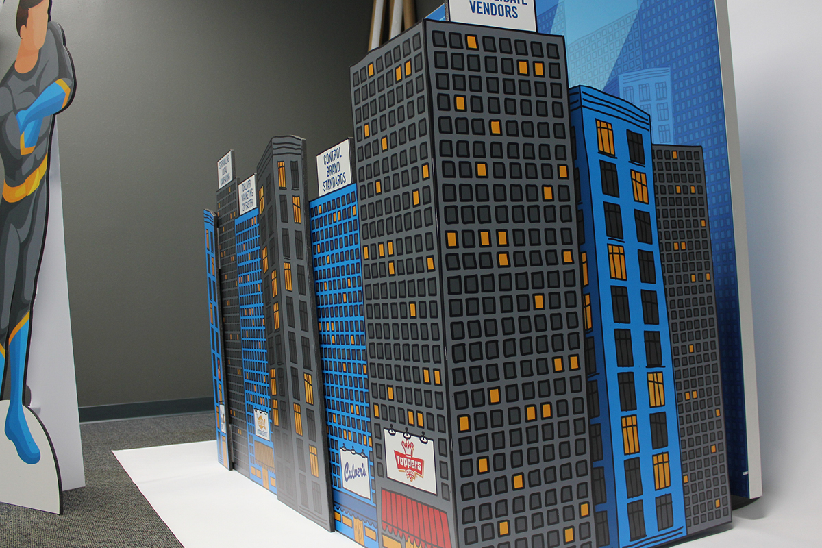 Suttle-Straus-Superhero-Tradeshow-Booth3