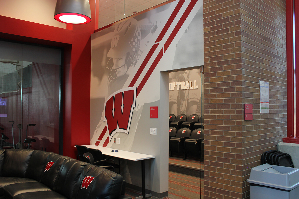 UW-Athletics-Goodman-Softball-Facility2