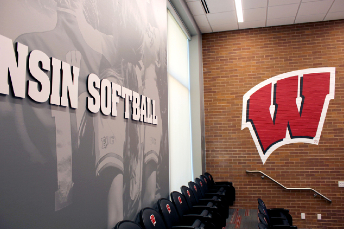 UW-Athletics-Goodman-Softball-Facility3