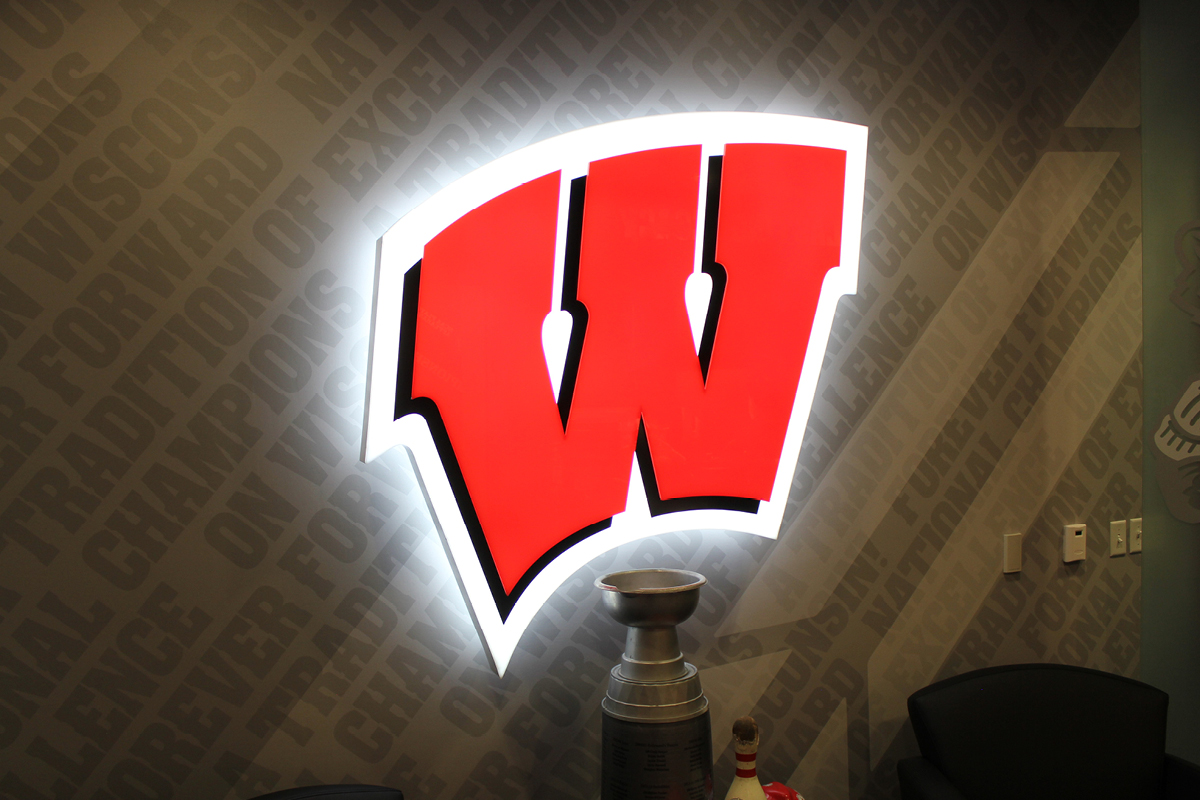 UW-Athletics-Womens-Hockey-Players-Lounge