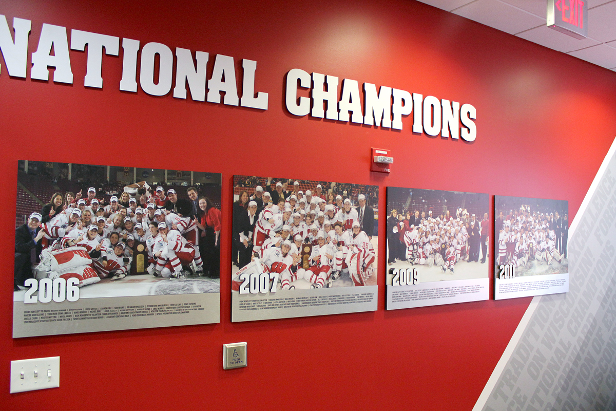 UW-Athletics-Womens-Hockey-Players-Lounge2
