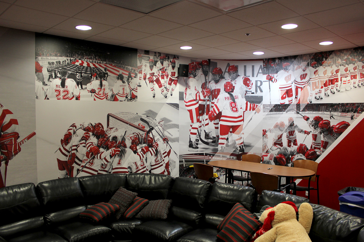 UW-Athletics-Womens-Hockey-Players-Lounge3